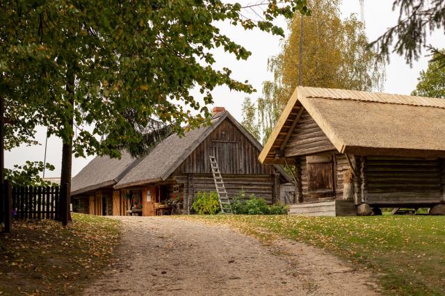 2020.gada oktobris. Rudens vēsmas muzejā.